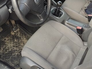 2009 Volkswagen Jetta V, красный, 340000 рублей, вид 3