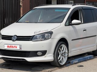 2012 Volkswagen Touran I Рестайлинг 2, белый, 730000 рублей, вид 1