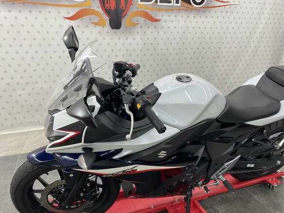 2018 Suzuki GSX 250 R, чёрный, 389000 рублей - вид 6