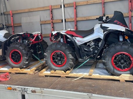 2026 BRP Can-Am Renegade X MR 1000R, серебристый, 2289000 рублей, вид 1