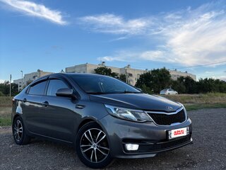 2015 Kia Rio 6-speed III, серый, 1290000 рублей, вид 3