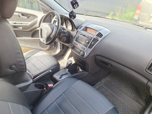 2008 Kia Ceed I, серый, 550000 рублей - вид 9