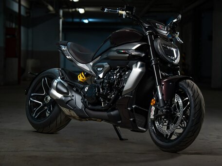 2026 Ducati XDiavel V4, фиолетовый, 3390000 рублей, вид 2