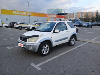2000 Toyota RAV4 II (XA20), белый, 480000 рублей, вид 1