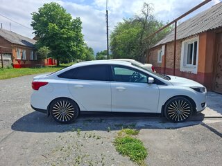 2013 Ford Focus III, белый, 720000 рублей, вид 2