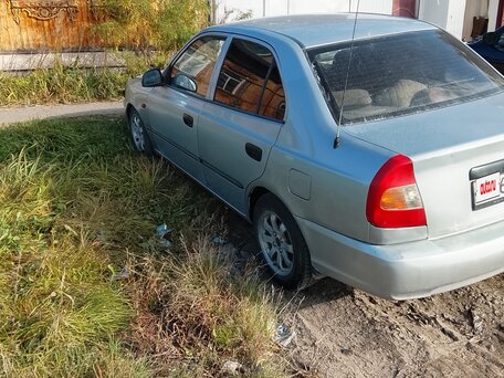 2004 Hyundai Accent ТагАЗ II, серебристый, 215000 рублей, вид 2