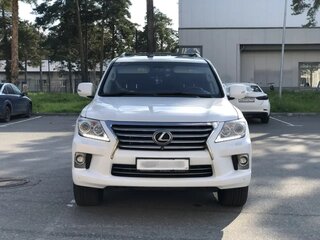 2014 Lexus LX 570 III Рестайлинг, белый, 3900000 рублей, вид 2