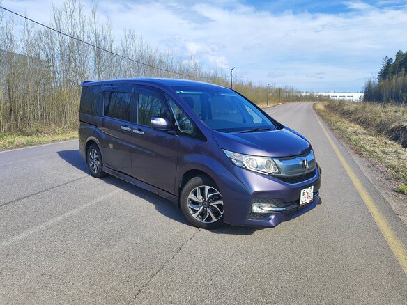 2016 Honda Stepwgn Spada V, фиолетовый, 1950000 рублей - вид 4