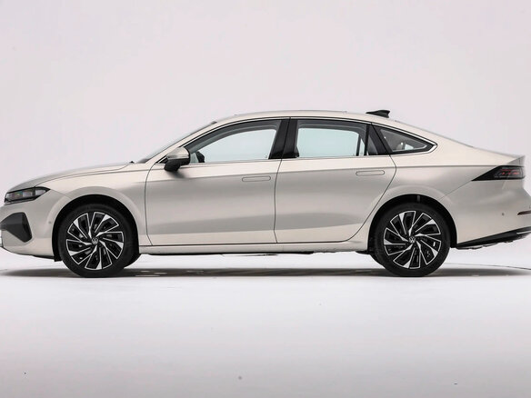 2026 Volkswagen Sagitar L IV, бежевый, 3690000 рублей - вид 4