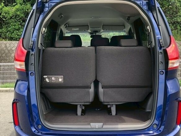 2017 Honda Freed II, синий, 970999 рублей - вид 8