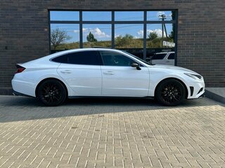 2021 Hyundai Sonata VIII (DN8), белый, 2399000 рублей, вид 5