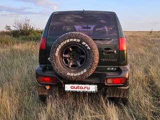 1998 Nissan Terrano II Рестайлинг, зелёный, 500000 рублей, вид 5
