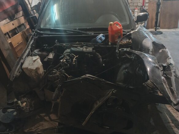 2000 BMW 3 серии 318i IV (E46), чёрный, 170000 рублей