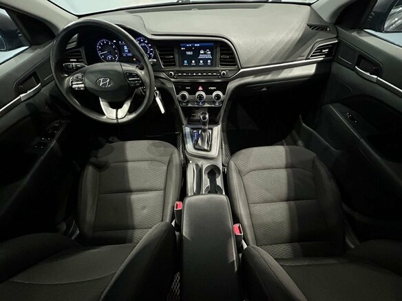 2018 Hyundai Elantra VI (AD), серый - вид 30