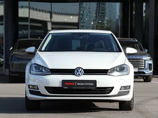 2013 Volkswagen Golf VII, белый, 988000 рублей, вид 2