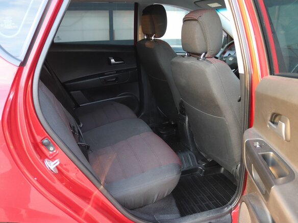 2010 Kia Ceed I Рестайлинг, красный, 640000 рублей - вид 15