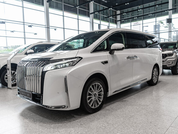2025 Wey 80 44.28 kWh, белый