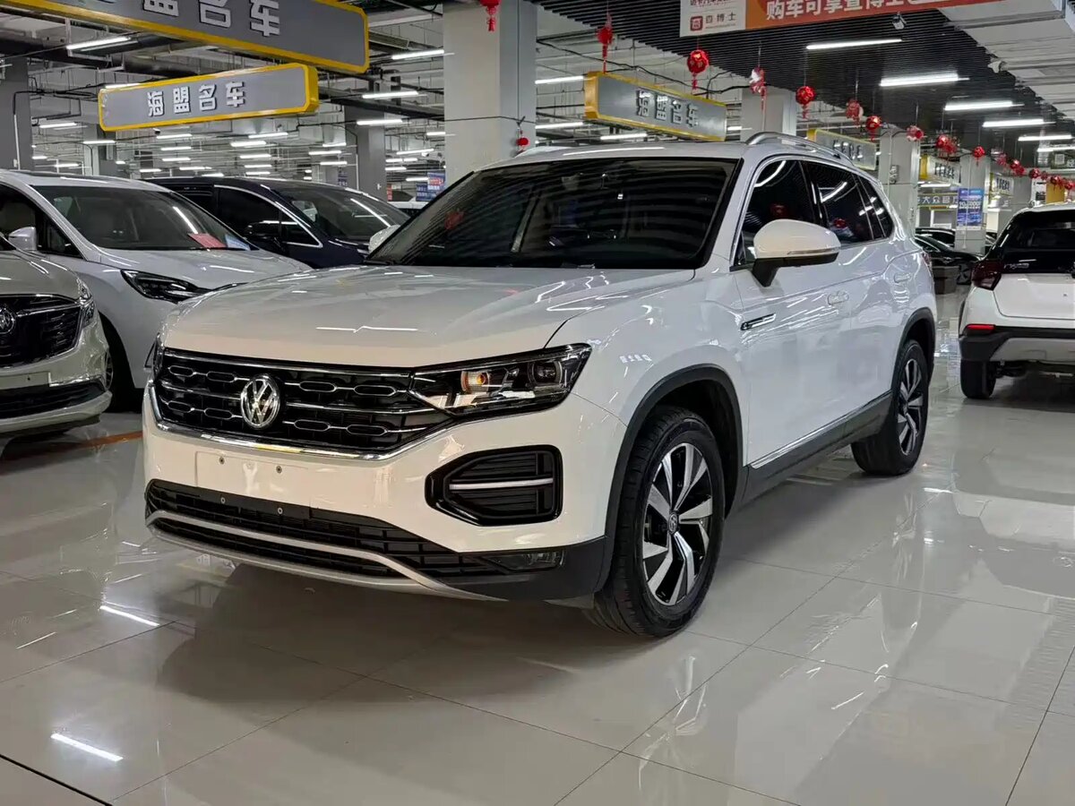 Открыть фотографии: Volkswagen Tayron I