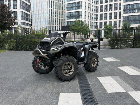 2026 BRP Can-Am Outlander X MR 1000R, чёрный, 2400000 рублей, вид 2