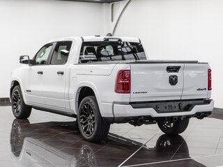 2024 Ram 1500 Crew Cab V Рестайлинг, белый, 8890000 рублей, вид 4
