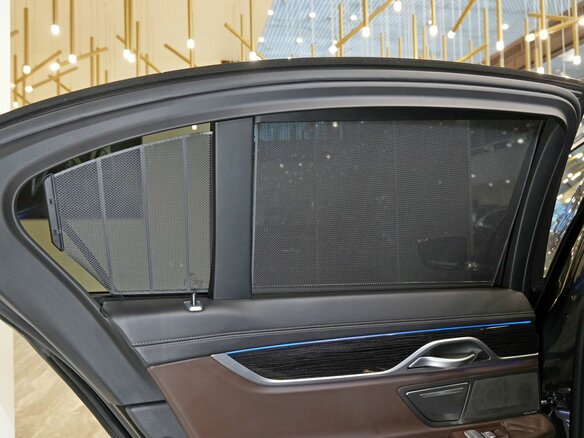 2020 BMW 7 серии 740d xDrive VI (G11/G12) Рестайлинг, чёрный, 8010000 рублей - вид 21