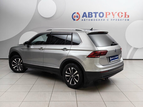 2020 Volkswagen Tiguan II, серый, 2998000 рублей, вид 2