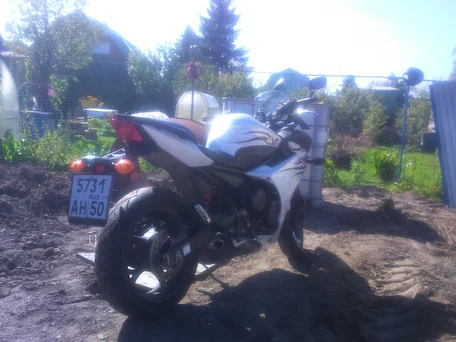 2008 Yamaha XJ6 (FZ6R), белый, 380000 рублей, вид 2