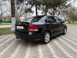 2014 Volkswagen Polo V, чёрный, 1000001 рублей, вид 4