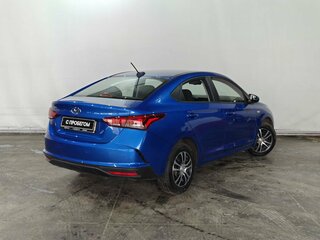 2021 Hyundai Solaris II Рестайлинг, синий, 1570000 рублей, вид 4
