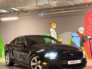 2013 Ford Mustang V Рестайлинг, чёрный, 2950000 рублей, вид 3
