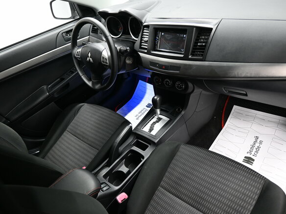 2012 Mitsubishi Lancer X Рестайлинг, белый, 860000 рублей - вид 12