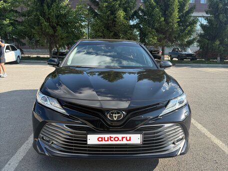 2019 Toyota Camry VIII (XV70), чёрный, 2850000 рублей, вид 2