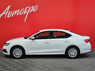 2021 Skoda Octavia IV (A8), белый, 1889000 рублей, вид 2