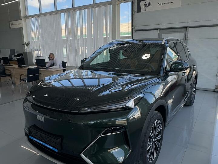 Открыть фотографии: Geely EX5 Гибрид