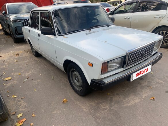 2005 Lada (ВАЗ) 2107, белый, 220000 рублей - вид 8