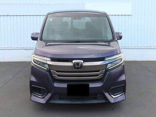2021 Honda Stepwgn Spada V Рестайлинг, серебристый, 2035000 рублей, вид 2
