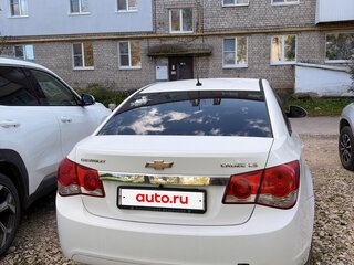 2011 Chevrolet Cruze I, белый, 600000 рублей, вид 2