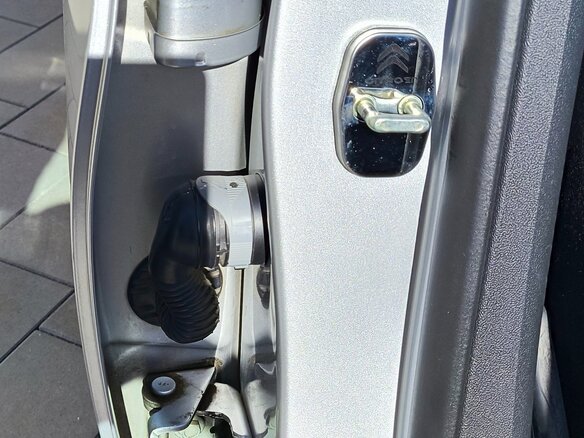 2011 Citroen C5 II, серебристый, 1100000 рублей - вид 12