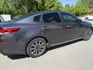 2019 Kia Optima IV Рестайлинг, серый, 1950000 рублей, вид 3