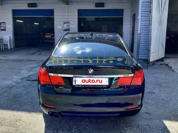 2011 BMW 7 серии 730d V (F01/F02/F04), чёрный, 1700000 рублей - вид 5