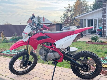 2016 Kayo Basic TT140EM, красный, 65000 рублей, вид 2