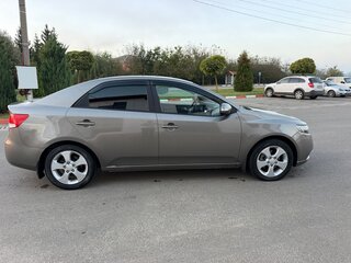 2009 Kia Cerato 4-speed II, серый, 760000 рублей, вид 2