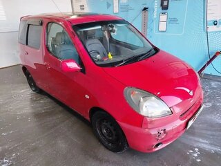 2001 Toyota FunCargo, красный, 290000 рублей, вид 3