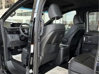 2026 Hyundai Staria I, чёрный, 10900000 рублей, вид 4