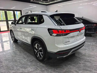 2022 Volkswagen Tayron I, белый, 2050000 рублей, вид 3