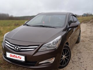 2014 Hyundai Solaris I Рестайлинг, коричневый, 950000 рублей, вид 3