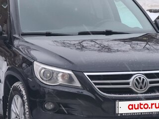 2010 Volkswagen Tiguan I, чёрный, 1290000 рублей, вид 2