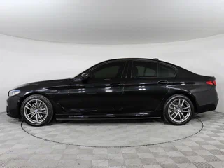 2020 BMW 5 серии 520d xDrive VII (G30/G31/G38), чёрный, 4200000 рублей, вид 5