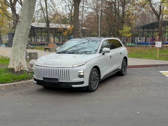 2025 Exeed Exlantix ET, серый - вид 1