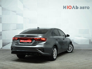 2020 Kia Cerato IV, серый, 1740000 рублей, вид 4